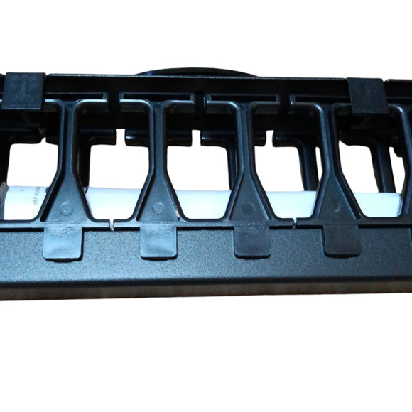 TRIPP-LITE Smartrack Enclosure High-Capacity Horizontal Cable Manager - Picture 3 of 6